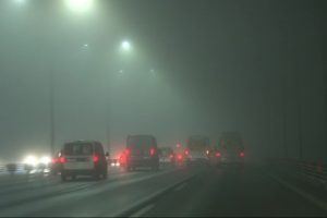 İstanbul sis i&ccedil;inde kaldı