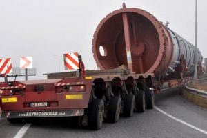 Yolda g&ouml;renleri şaşkına &ccedil;evirdi!