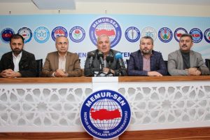 Eğitim-Bir-Sen Bursa'dan 'nitelikli okul' tanımlamasına eleştiri