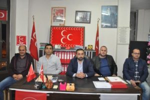 MHP'de bir il&ccedil;e y&ouml;netimi istifa etti
