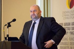 Cinsel tacizle su&ccedil;lanan eski bakan &ouml;l&uuml; bulundu