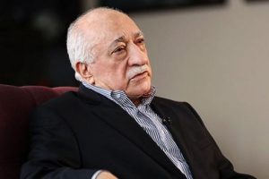 'Danıştay abisi' 1 doları 50 dolara satmış!