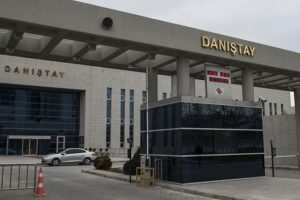 Danıştay &uuml;yesine FET&Ouml;'den ihra&ccedil;!