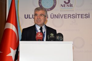 Bursa U&Uuml; İİBF Dekanı Prof. Dr. Arı: Arabistan'daki karışıklık ABD'nin yeni projesi