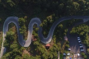 Bursa'daki o yol yılanı andırıyor