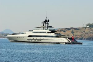 D&uuml;nyanın en hızlı al&uuml;minyum yatı 'y&uuml;zen saray' Bodrum'da