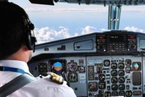 Havada pilot ile kule arasında ilgin&ccedil; diyalog