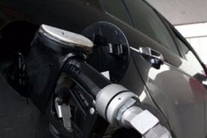Benzine 13 kuruş zam geldi! İşte yeni fiyatlar