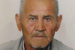 Kamyon &ccedil;arpan yaşlı adam &ouml;ld&uuml;