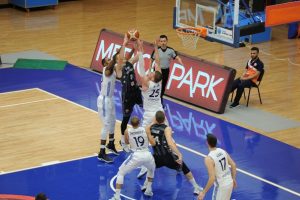 İstanbul B&uuml;y&uuml;kşehir Belediyespor sahasında kazandı