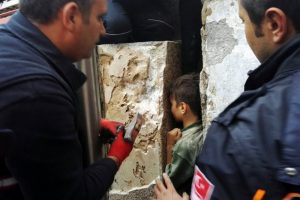 Talihsiz &ccedil;ocuğun zor anları
