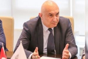 Bah&ccedil;eli'ye CHP'den se&ccedil;im barajı yorumu