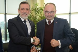 Bursa-Polonya ticaret k&ouml;pr&uuml;s&uuml; g&uuml;&ccedil;leniyor