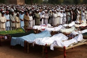 Pakistan'da trafik kazası: 26 &ouml;l&uuml;, 50 yaralı