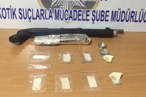 Uyuşturucu operasyonuna 4 g&ouml;zaltı