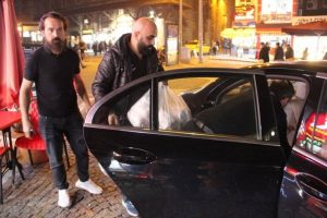 Acun'dan ekibine k&ouml;fte kıyağı