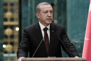 Erdoğan: İ&ccedil;imizde utanmasalar FET&Ouml;'y&uuml; savunacak gafiller var