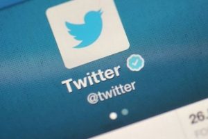 Twitter, 'mavi tik' hizmetini durdurdu