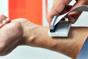 Cilt kanserini tedavi eden en d&uuml;ş&uuml;k maliyetli cihaza &ouml;d&uuml;l