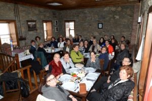 Bursa'da anneler Zeyniler k&ouml;y&uuml;nde buluştu