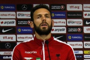 Berisha: "Türk futbolcudan korkum yok"