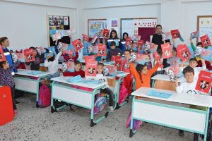 Bursa Mudanyalı öğrencilere Atatürk'lü hediye