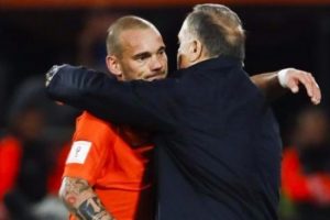 Sneijder'den Advocaat s&ouml;zleri