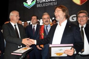 Göztepe Spor Akademisi tanıtıldı