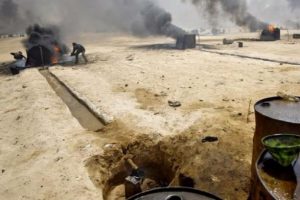 YPG Suriye'nin ikinci büyük petrol sahasını ele geçirdi
