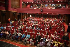 Bursa'da çocuklara sinema şöleni