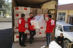 Türk Kızılayı'nın yardımları Erbil ve Süleymaniye'ye ulaştı