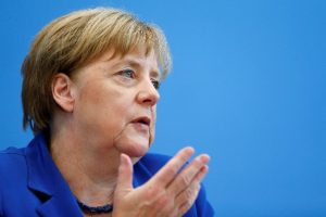 Merkel: "Hedeflere ulaşmak m&uuml;mk&uuml;n değil"