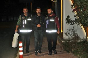 FET&Ouml;'den aranıyordu, yakalandı