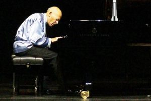 David Helfgott ayakta alkışlandı
