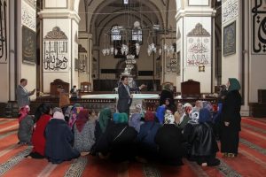 Bursa G&uuml;rsu'da k&uuml;lt&uuml;r gezilerine ilgi yoğun