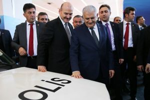 Bakan Soylu'dan 'maket polis aracı' a&ccedil;ıklaması!
