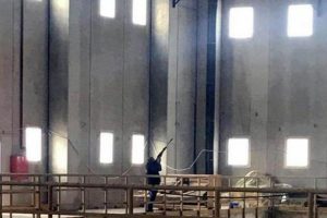 Soruşturma başlatıldı! Fabrikanın m&uuml;d&uuml;r&uuml; t&uuml;feği eline aldı...