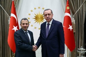 L&uuml;bnan Dışişleri Bakanını kabul etti