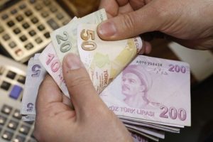 Asgari &uuml;cret zamlanıyor