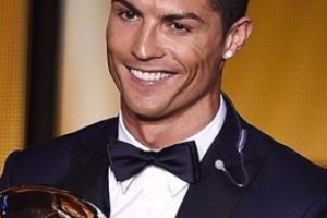 Ronaldo hedefini a&ccedil;ıkladı: 7 &ccedil;ocuk, 7 altın top