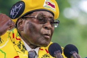 Zimbabve'de Mugabe direnirse g&ouml;revden alınacak