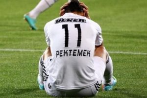 Mustafa Pektemek 'yine' sakatlandı