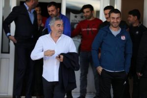 Sivasspor kafilesi İstanbul'a gitti