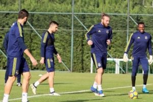 Fenerbah&ccedil;e'de Sivas mesaisi s&uuml;rd&uuml;