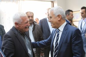 Bursa Nil&uuml;fer Belediye Başkanı Bozbey: "&Ccedil;alı Mahallesi'nde herkesi g&uuml;l&uuml;mseteceğiz"