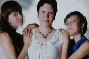 Annelerini &ouml;ld&uuml;ren kız kardeşlerin cezalarını Yargıtay onadı