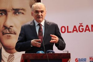 &Ouml;zl&uuml;: Yerli otomobili d&uuml;nyanın her yerine satacağız