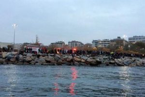 İstanbul'da bir kişi denize düştü