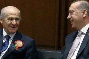 'AK Parti - MHP ittifakında AK Parti'de iki olasılık &ouml;ne &ccedil;ıktı'