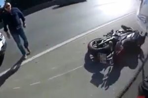 Tartışma ve ani frenle oluşan kaza kamerada